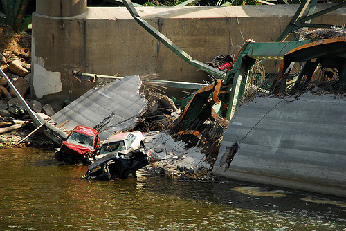 Collapsed bridge in Minnesota