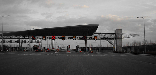 Toll lanes on a turnpike